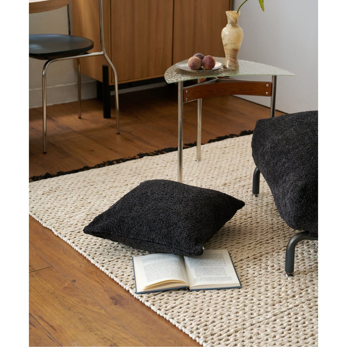 [�}���C]CUSHION COVER BOUCLE �N�b�V�����J�o�[45cm/�W���[�i���X�^���_�[�h�t�@�j�`���[�iJOURNAL STANDARD FURNITURE�j �u���b�N