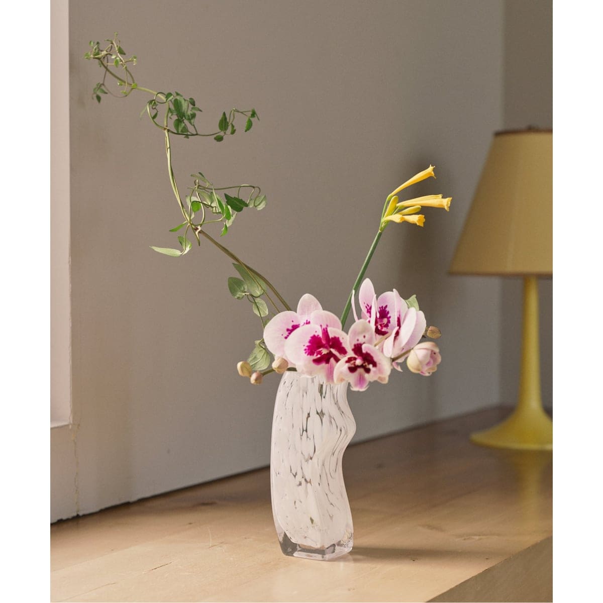 [�}���C]FLOWER VASE COMO �t�����[�x�[�X/�W���[�i���X�^���_�[�h�t�@�j�`���[�iJOURNAL STANDARD FURNITURE�j �z���C�g
