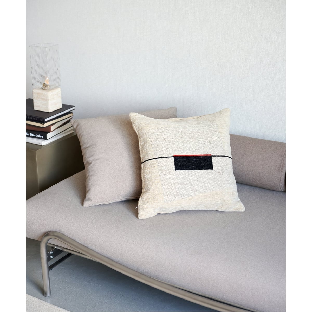 [�}���C]�s�\��tLINEAR GEO CUSHION COVER �N�b�V�����J�o�[45cm/�W���[�i���X�^���_�[�h�t�@�j�`���[�iJOURNAL STANDARD FURNITURE�j �O���[
