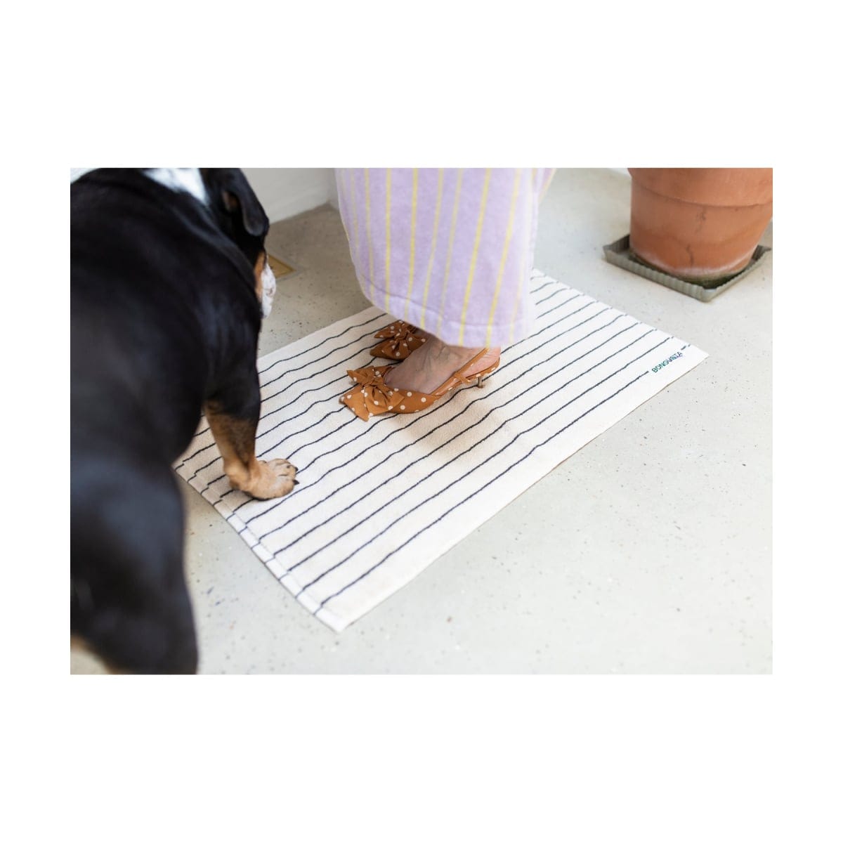 [�}���C]�yBONGUSTA�z BATH MAT �o�X�}�b�g/�W���[�i���X�^���_�[�h�t�@�j�`���[�iJOURNAL STANDARD FURNITURE�j �u���b�N