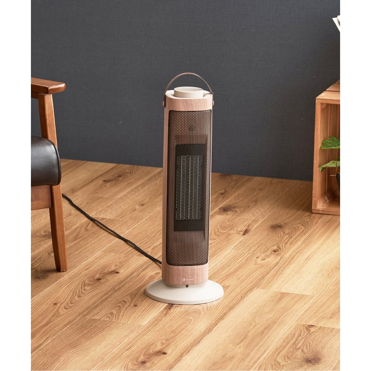 WEB限定予約》【Life on Products】タワー型セラミックファンヒーター