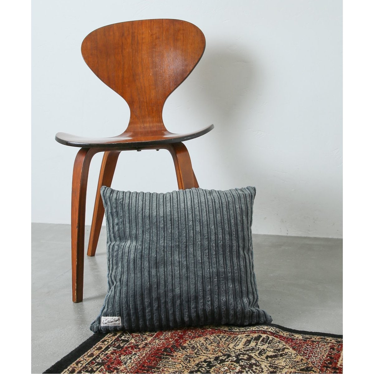 [�}���C]ACME �N�b�V�����J�o�[ 45x45�yAC-07�z/�A�N���t�@�j�`���[�iACME Furniture�j �u���[