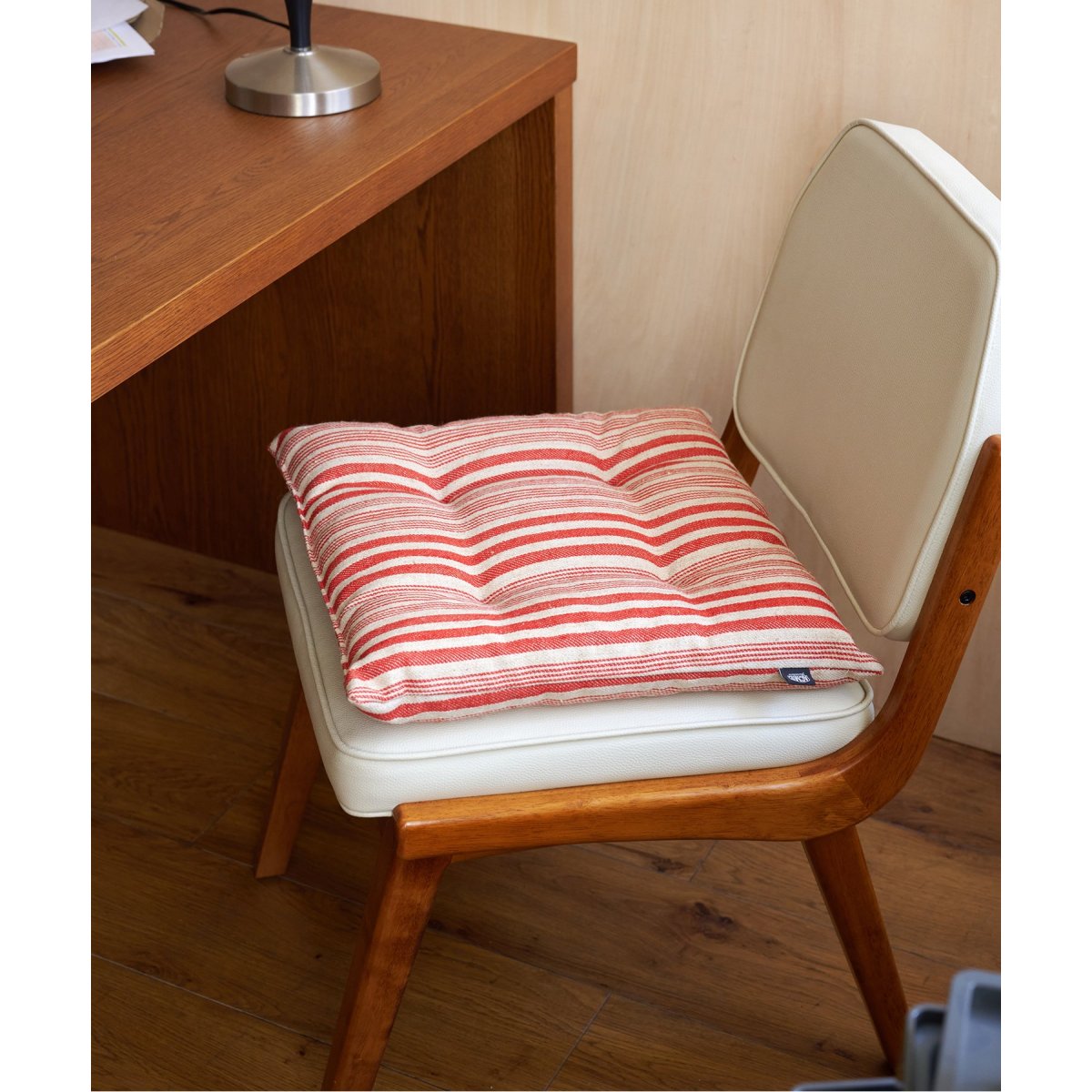 [}C]Vintage Fabric Seat Cushion V[gNbV/ANt@j`[iACME Furniturej \m^J[ B