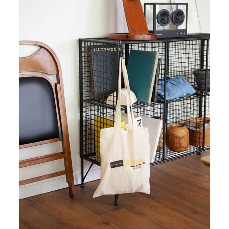 [^:25092970000070]ACME FurnitureIWĩg[gobOBBe[W̃g[gČA􂢉H{tF[ĥ邭ƂdオɂȂ܂BÒɂ悤ȃAho^CWOg[gC[WĐ삵Ă܂ByĎ^т₷̐nɂȂĂ܂̂ŁA܂肽ŎATuobOƂĂ߂łBRbg100ŁA炩ȕBA4TCYyɓTCYŁA̓AE^[𒅗pĂĂɂ₷ɂȂĂ܂BƂĂ^Cvł̂ŁA`g[gobO߂̂ql͂ӂByTCYz35 38@75cmyfށzRbg100yiɂāz̐i͐F邱Ƃ܂Bgp̖CAAȂǂŔGꂽƂɂÂ̂ւ̐FڂɂӂBGꂽꍇ͂ɐ@AAŎRĂB̐i͓VR@ۂgpĂ邽߁AԂ̌ɂ炳邱ƂŁAF鐫܂BVRfނ̓ƂĂBȏ̓_\߂̏A߂B