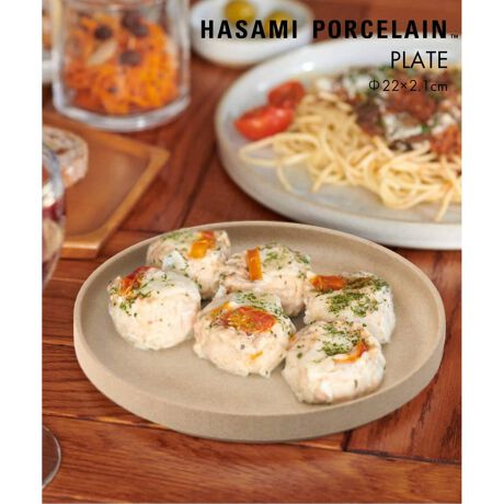 [^:25014972002170]HASAMI PORCELAIÑv[g22cmłBɐGꂽƂ̊GASn悳AHASAMI PORCELAIŃ̖BɔׁA܂V[vƁAʏ̎DL@IȊGłBCfBbV烏v[g܂ŁA\Ɏg22cm̃v[głBʂ̒aŃfUCĂARȃX^bLO(ςݏd)\Ȃ̂Ŏ[^ʂ܂BYF{H@FdqWFI[uF~΁F~ubNAzCg͉LiԂŔ̔ł19014972010670FyHASAMI PORCELAIN / nT~|[ZzPLATE 22cmyHASAMI PORCELAIN / nT~|[Zz{L̗qƂ̐Ȓ茧gɂč]ˎn߂gĂALA_Ɋ􂷂fUCi[̎{GitortoisejfBNVĐ܂ꂽuhBƓȃfUC͏dCXs[V󂯂̂ŁAX^bLOATCY̕傫ȃTCY̒Ɏ߂Ď[ł悤ɐ݌vĂ܂Byiɂ܂āzEގƐHɂ鐫Ã֖⏬Ȃ͂îƁjȂǂꍇ܂BЂƂЂƂĂオ肪قȂA̖킢ƂĂy݂BEʂɂ͉AV~ꍇ܂A[J[NAǕiƂȂ܂BE֖ĂȂfĂA痿iFj{Ă鏤i͂gp󋵂ɂA̖A܂͐V~ɂȂ܂BEȁiłׁ̍AX^bLOۂɃsb^ƏdȂȂꍇ܂BEÎ֖ꂪcAɏidグ̍ۂɐ錤Ղcꍇ܂BE֖\ʂׂ̍ȃqr͗l͊ѓiɂイjƂAy֖̎k̈Ⴂ琶̂ŁAlדIɂłqrł͂܂BNѓ܂BoNωƂĂy݂BEubN̓zCgƔrƎgpڗ₷ȂĂ܂BEʁE֖򂪂Ȃ悤ɃR[eBOďĐĂ܂A܂ɒʁE֖򂪕t̂悤ɂȂ邱Ƃ܂BEʂɂ͏ĐOɑ̏ɒuՂc邱Ƃ܂B̂悤ɂ܂A͗ǕiƂȂ܂BE\ʂ͂܂Agp邲ƂɂȂ߂炩ɕω܂BEI[uł̂gp͂ł܂BE΂ł̂gp͂ł܂B------------------îm点2025/9/1艿iĒ܂BOɕ\LĂ鉿iƈقȂꍇ܂B܂悤A肢\グ܂B------------------jafacmetablewareJSFGIFT
