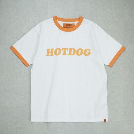 [^:U2514212]VvȂ̂Ƀ|bvIVѐS_̃t[hvgTVcV[Y uPIZZAvuPOPCORNvuDONUTSvuC.BEERvuHOTDOGvȂǁAv킸󂢂Ă܂ȃt[htgɑ_vgꂽj[NTVcoIJtȎ񌳂̃uANZgɂȂĂāAVvȂR[fBl[g̎ɂ҂BjZbNXfUCŁAFBJbvł낢ɂĂyUNIVERSAL OVERALLz1924NɑnƂAJAVJS̃[NEFAuhłAjo[TI[o[I[Bn[hŃ[YiuȃACeAق1I߂ɓnSĒǋA݂łȂA[NEGAƂāÃ[J[ɎxĂBłAԂ̃Rbg̃[NpcJo[I[AVbvR[ǵAÂǂAJ̃[NEFAD{̃t@Ă郍OZ[ACełB܂Aނ̓^tȃ[NEGAǋĂŁA蒅pɑ΂đϋvȃ|GXeã`mfނ肢Ã[J[瑽̎x𓾂ĂT/C`mpćA݂ł̓[Nt@bVvf̕K{łԑfނƂđ̕ɎxĂB