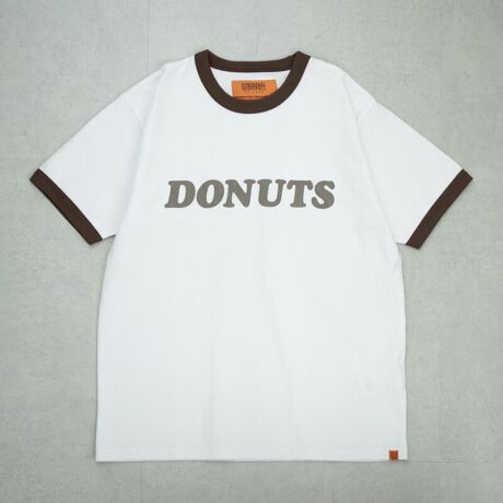 [^:U2514212]VvȂ̂Ƀ|bvIVѐS_̃t[hvgTVcV[Y uPIZZAvuPOPCORNvuDONUTSvuC.BEERvuHOTDOGvȂǁAv킸󂢂Ă܂ȃt[htgɑ_vgꂽj[NTVcoIJtȎ񌳂̃uANZgɂȂĂāAVvȂR[fBl[g̎ɂ҂BjZbNXfUCŁAFBJbvł낢ɂĂyUNIVERSAL OVERALLz1924NɑnƂAJAVJS̃[NEFAuhłAjo[TI[o[I[Bn[hŃ[YiuȃACeAق1I߂ɓnSĒǋA݂łȂA[NEGAƂāÃ[J[ɎxĂBłAԂ̃Rbg̃[NpcJo[I[AVbvR[ǵAÂǂAJ̃[NEFAD{̃t@Ă郍OZ[ACełB܂Aނ̓^tȃ[NEGAǋĂŁA蒅pɑ΂đϋvȃ|GXeã`mfނ肢Ã[J[瑽̎x𓾂ĂT/C`mpćA݂ł̓[Nt@bVvf̕K{łԑfނƂđ̕ɎxĂB