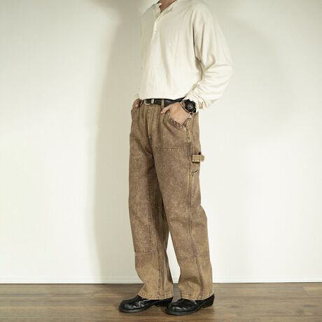 [^:U2533664-A]UNIVERSAL OVERALL\yC^[pcB_uj[dl傫߂̃|PbgAn}[[vȂǁApIȃfBe[ȂAChȃVGbgœ₷bNXQBVvȃfUCŃR[fBl[gɂ₷AOV[Y񂵂\łB^E[Xɂ{iIȃAEghAX^Cɂ}b`閜\ACełByUNIVERSAL OVERALLz1924NɑnƂAJAVJS̃[NEFAuhłAjo[TI[o[I[Bn[hŃ[YiuȃACeAق1I߂ɓnSĒǋA݂łȂA[NEGAƂāÃ[J[ɎxĂBłAԂ̃Rbg̃[NpcJo[I[AVbvR[ǵAÂǂAJ̃[NEFAD{̃t@Ă郍OZ[ACełB܂Aނ̓^tȃ[NEGAǋĂŁA蒅pɑ΂đϋvȃ|GXeã`mfނ肢Ã[J[瑽̎x𓾂ĂT/C`mpćA݂ł̓[Nt@bVvf̕K{łԑfނƂđ̕ɎxĂB