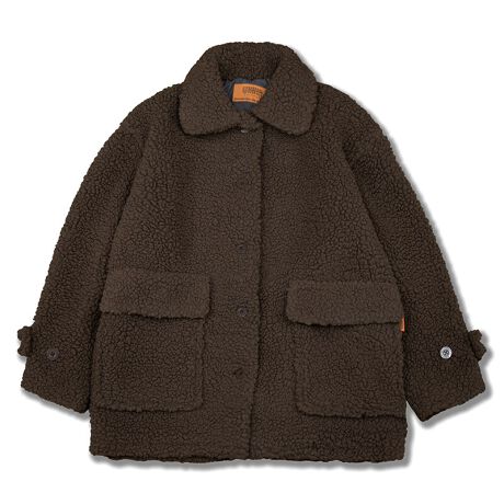 [^:U2532504]݊̂{AfނȂA悢~hŃXbLƂVGbgB炵_炩Ȉۂ^AcꂵɂfUCœ~̃R[fBl[gX}[gɂ܂Ƃ߂Ă܂B傫߂̃tg{^悢ANZgɂȂAIW̃SsXl[肰ȂvXB֗ȃtbv|Pbgtŋ@\QBꂢ߂ɂJWAɂ킹₷AfC[炨o܂ŕLV[Ŋ􂷂ꒅłByUNIVERSAL OVERALLz1924NɑnƂAJAVJS̃[NEFAuhłAjo[TI[o[I[Bn[hŃ[YiuȃACeAق1I߂ɓnSĒǋA݂łȂA[NEGAƂāÃ[J[ɎxĂBłAԂ̃Rbg̃[NpcJo[I[AVbvR[ǵAÂǂAJ̃[NEFAD{̃t@Ă郍OZ[ACełB܂Aނ̓^tȃ[NEGAǋĂŁA蒅pɑ΂đϋvȃ|GXeã`mfނ肢Ã[J[瑽̎x𓾂ĂT/C`mpćA݂ł̓[Nt@bVvf̕K{łԑfނƂđ̕ɎxĂB