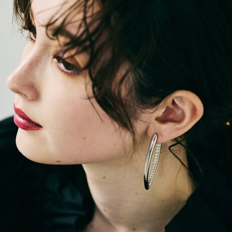 [^ԁF83145502]sDesigntEGKgȏp[񂾃fUCsAXBEzƂVo[̖{̂Ƀp[{ꂽIȃfUC|CgBEIP[W畁ig܂ŕLgACeBy舵ɂāzE舵ɂẮAiɂĂi\łmFBEƖ̊֌WɂAۂFČꍇ܂B܂p\REX}[gtHȂǂ̊ɂA኱iƉ摜̃J[قȂꍇ܂B\߂BEi摜̓Tv̂߁AFTCYAvgʒuAdlȂǂɕύXꍇ܂̂ŁA\߂BAudie a Muses / I[fBA ~[YX^_[hȃACeɏ炵_炩A[hɎdグI[fBA~[YBRToeBuɂȂ肷A\zIȃVGbgƎ̍񂾃fBeB[ŐDȂN`[̂ACeB㎿ȃGKXZA炵IVyޏɌ؂€̂tF~j[hāB