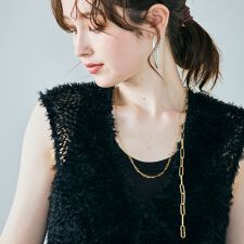 華奢チェーンネックレス