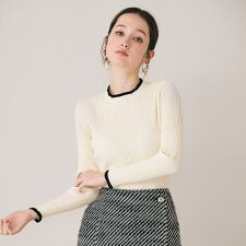 オーディア ミューズ(Audie a Muses)のバイカラーラインリブニット