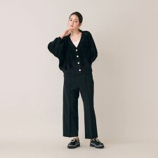 オーディア ミューズ(Audie a Muses)のウォームストレッチワイドパンツ/Black