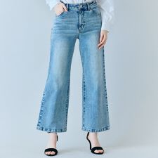 美シルエットブーツカットデニム