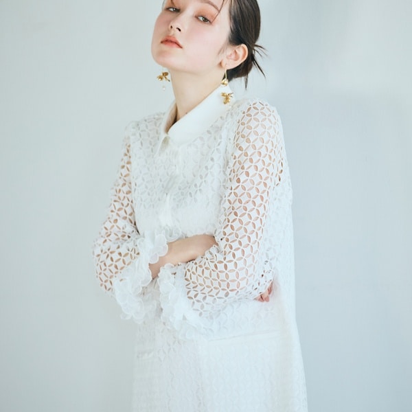 新品★Audie a Musesフロントレースワンピース 38 パーティードレス 人気のため追加】ラグジュアリーレースワンピース | オーディア