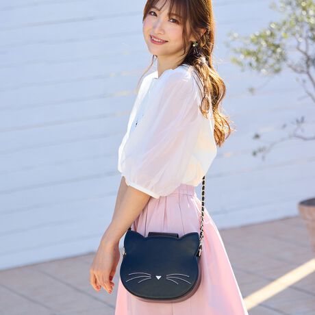 [^ԁF82182501]R[fBl[g̃ANZgɂȂA˂tFCX̃|VFbgBzAX}zȂǍŒ̎TCYŁÂՂ肵tFCXqǂۂȂ肷lłĂɁBV_[A肪Ă̂Ń|VFbgɂnhobOɂȂ2WAYdlBy舵ɂāzE舵ɂẮAiɂĂi\łmFBEƖ̊֌WɂAۂƐFČꍇ܂B܂p\REX}[gtHȂǂ̊ɂAiƉ摜̃J[኱قȂꍇ܂Ei摜̓Tv̂߁AFTCYAvgʒuAdlȂǂɕύXꍇ܂̂ŁA\߂ByJolly Poupee / W[vbyzɂȂAg 킢 hRZvg킢yށAIȂm⏬BȂADȂʂ݂߂Ă悤ɂłɂAڂ̓͂ƂɂĂقBASłA킢māB