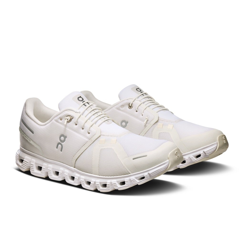 [}C]On/I/Cloud 6/NEh 6/IiOnj White/White