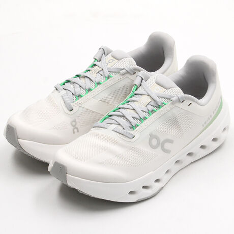 [^:3WE30051195]ȂAXCXCBCloudTec Phase(R)̃tJtJȃNbVjOƐVbJ[`őRƑO֏o邩烊bNXđ܂BEd: 225gEHelionTM X[p[tH[~bh\[Dꂽe͐Ɣ͂𔭊ECloudTec Phase(R)AƂܐւ̂Ȃ߂炩ȏdSړT|[gEOñ[XV[Yɒz𓾂yʃE[uAbp[EÕbJ[`󂪂炷ptȏRoƐíEL^ɑΉC[W[XebvC\Eo[pbh{AEg\[ŃObv͂ƑϋvAbvEȂ͂Ń_Ci~bNɑO֐i߂݌vEOnō̃[XV[Yɒz𓾂VGbgȂ߂炩Ȗn̏uԂACloudTec Phase(R)~bh\[̓ɉăh~m|̂悤ɏɈkAƂܐւ̏dSړĂȂقǂȂ߂炩ɁBɁAe͐ɗDꂽHelionTM X[p[tH[͋RoT|[gAeނ悤Ƀ_Ci~bNȑ܂B[OdÕbJ[`󂪃Abvf[gAO։o͂ɃAbvByʂŔ͂ɗDꂽCloudTec Phase(R)NbVjOƂ̑gݍ킹ɂAĩjOX[YXs[fB[Ɋ܂Bڂ@\Xs[hdfUCAOnō̃[XV[Yɒz𓾂yʃAbp[̗pBʋCɗDꂽE[ubVfނݍނ悤ɃtBbgA芴̂KȗSn炵܂By[XAbvƂ́AAEg\[Ɏ{o[pbhDꂽObv͂𔭊܂B