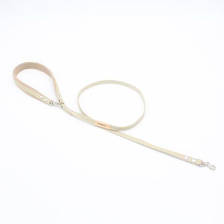 [^:8475]񂿂Ƃ̂UԂƉKɁAɁB́Az[hn[lXV[YƂŎg郊[hłB{̂ɂ́AȂ₩ŎȂ݂̂悢|GXe~Rbg̃e[vfނ̗pBy₩ň₷A₳Ŏ傳̎ɂƃtBbg܂Bɂ̓NbVނĂAԂ̎gpł肪ɂȂɂdlBȂ̂񂿂A߂̂UɂSĂgp܂B܂A̓iXJ̃JtF^CvɂȂĂAx`e[urȂǂɊȒPɌŒ肪\BOõJtFȂǁA𗣂V[ł􂵂܂B̃z[hn[lX̑傫ȓ́AɉĂɂ\̗pĂ邱ƁB̂_炩₷LɂtBbg₷ALpłgpS̃fUCłBV[YœWJĂz[hn[lXƍ킹Ďg΁Aꊴ̂R[fBl[gy߂܂B[L[A`ȂǏ^