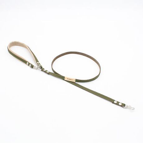 [^:8475]񂿂Ƃ̂UԂƉKɁAɁB́Az[hn[lXV[YƂŎg郊[hłB{̂ɂ́AȂ₩ŎȂ݂̂悢|GXe~Rbg̃e[vfނ̗pBy₩ň₷A₳Ŏ傳̎ɂƃtBbg܂Bɂ̓NbVނĂAԂ̎gpł肪ɂȂɂdlBȂ̂񂿂A߂̂UɂSĂgp܂B܂A̓iXJ̃JtF^CvɂȂĂAx`e[urȂǂɊȒPɌŒ肪\BOõJtFȂǁA𗣂V[ł􂵂܂B̃z[hn[lX̑傫ȓ́AɉĂɂ\̗pĂ邱ƁB̂_炩₷LɂtBbg₷ALpłgpS̃fUCłBV[YœWJĂz[hn[lXƍ킹Ďg΁Aꊴ̂R[fBl[gy߂܂B[L[A`ȂǏ^