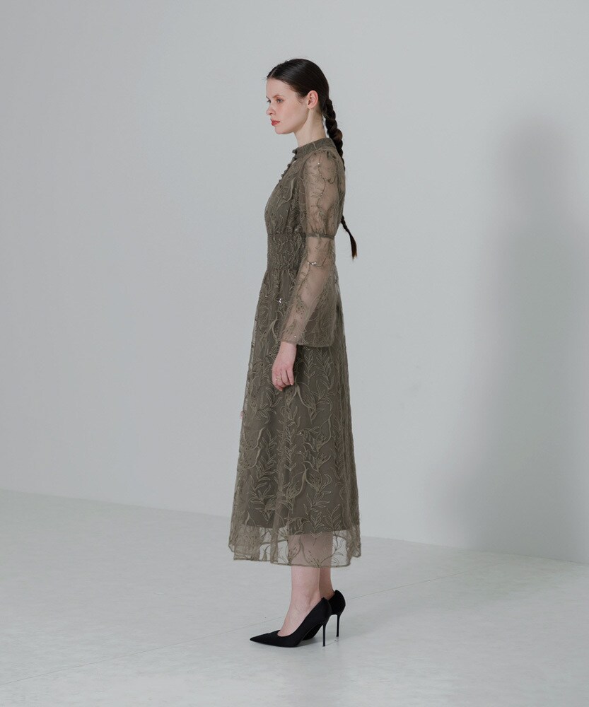 Leja スパンコール花柄ハイネックAラインワンピースドレス SOLD OUT】スパンコール花柄ハイネックAラインワンピースドレス