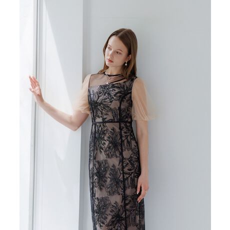 [^:LJES625203]@ׂȃfBe[fANVJŉ؂₩ȃhX̊̂ԕhJƁÂ`[X[uڂ䂭IChXBAVg[ȃfUC̃fReCAVvȂꂽۂɁBӂƍL`[̑炵_炩vXBŜɎ{ꂽXpR[hJP؂₩oBICVGbgɂc̃CAX^CAbvʂBMODELF173CM B/81 W/60 H/89 pTCYFS