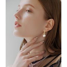 ゴールドパールフープピアス