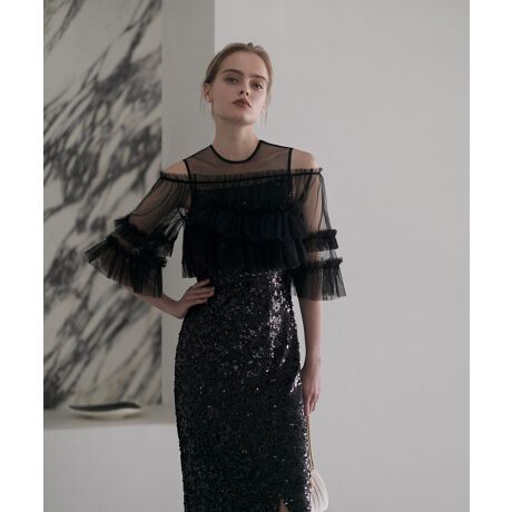 [^:LJES625211]`[~XpR[̍ӂhX́AVA[̂`[Ƒ@ׂȃtd˂Ah}eBbNȃfUCɁB̃CItV_[̃fBe[ۓIŁÃVA[fނꂽoB򊴂̂XpR[hX́Aтɏi߂܂BKxȃtBbgŁAԂ̒pXgXt[BICɂ肰ȂXbg{ƂŁAo{fBCĂ܂B2_ZbgFs[XEgbvXMODELF173CM B/77 W/58 H/86 pTCYFS