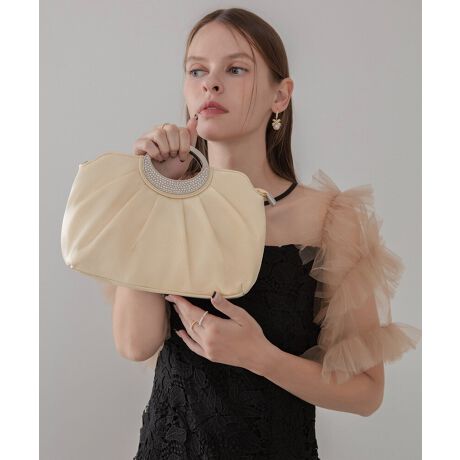 [^:LJAC625107]򊴂̂TengpAiŉ؂₩ȃNb`obO߂CXg[OnhA茳OWA[ɍʂ܂BӂƊ񂹂v[cfUCA炵_炩vXBO\ȃV_[`F[tŁAnhEV_[2WAYdl2WAYdl\BJ̓t@Xi[dlŁAgɂSĂg܂BRpNgȂ}`AX}z⏬[\B񎟉Ap[eB[ȂǓʂȃV[ɂ҂̃ACeBhXX^Cɍ킹₷A؂₩ȏwĂ܂B