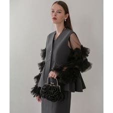 レジャ(Leja)のチュールフリルスリーブベストセットワンピースドレス