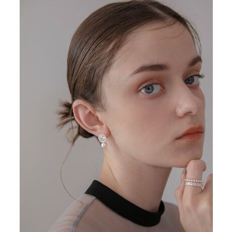 [^:LJAC625114]嗱̃rW[Əiȃp[gݍ킳ANVJȃfUCsAX̊pxŋPrW[A܂؂₩ɏƂ炵܂Bɂꂽꗱp[炵āAiȈۂvXBtH[}ȃV[͂AfC[R[fɂ₷\ACeBԂȂ݊̂PŁAVvȑɉ؂Y܂Bp[eB[Aʂȓ̃ANZgɂ҂ȏisAXłB