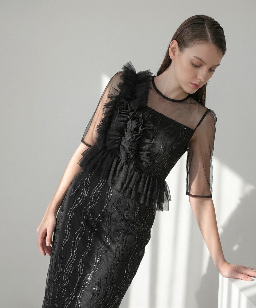アシンメトリーフリルチュールIラインワンピースドレス | レジャ(Leja