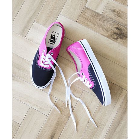 [^ԁF0P000381200]BBbhȔzFJ[ڂ䂭Xj[J[Bϋv̂LoXfނ̃Abp[ƃbtp^[̃AEg\[lC̃fUCłBVvɂ߂~j}ȃ[JbgVGbgŃX}[gȑoBJWAX^CXg[gt@bV܂ŕL}b`ACełBfp摜́A̓ŐFČꍇ܂Bg̃j^[ɂďi̐FČꍇ܂B