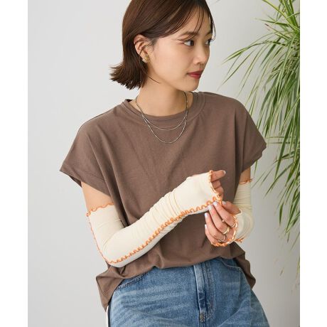 [^ԁF0P000543000]UVJbgƐڐG⊴ŗĂ΍y@\zUVJbg^ڐG⊴(LVg[H)G߂ɌȂA[Jo[BȂ߂炩ȔG̒|[fށBO^CvŎ茳̘r܂ł܂BEŋCfUCBG߂łKɒp܂Bfp摜́A̓ŐFČꍇ܂Bg̃j^[ɂďi̐FČꍇ܂B