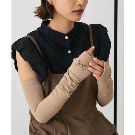 [^ԁF0P000543100]UVJbgƐڐG⊴ŗĂ΍y@\zUVJbg^ڐG⊴(LVg[H)G߂ɌȂA[Jo[BȂ߂炩ȔG̒|[fށBO^CvŎ茳̘r܂ł܂BlR̎hJŋCfUCBG߂łKɒp܂Bfp摜́A̓ŐFČꍇ܂Bg̃j^[ɂďi̐FČꍇ܂B