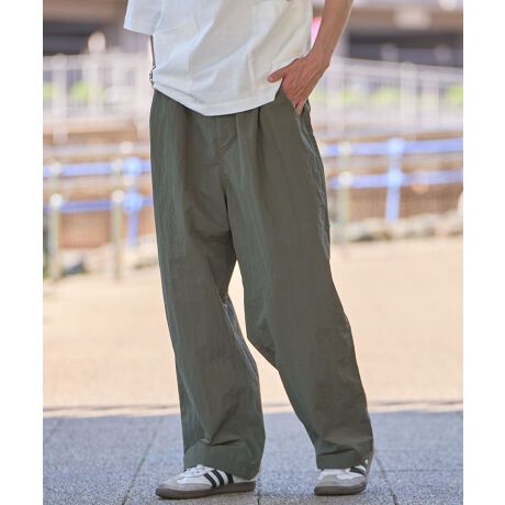 [^ԁF0P000891700]yƓ₷́BJ[ŗVׂVFtpcBVJƂ̃iCfނgpAVFtpc^CṽC[W[{gBEGXg͑SdlŃNɐāA܂ŃXgƗXg[gVGbgAJWAȂƂۂ^Ă܂B肵TCYȂA炵ȂȂ̂|CgłBJ[oG[V́AԂ̃ubNJ[LɉAu[Ep[vEIp[hȂǁAR[f̎ɂȂFCibvBVvTVcƍ킹邾ŁA{̃Xg[gX^C܂BXj[J[Lbv킹΁AC킸gho钅ȂɁBIp[h̓mg[ACeƍ킹邱ƂŁAlۂȂ܂Big͂As⃌W[AtFXȂǂ̃V[ɂ߁BJ[ႢőĒ񂷂̂Ȉ{łB[Ȃ]ň[][Ȃ]Lk[Ȃ]n[Ȃ]|Pbg[]fp摜́A̓ŐFČꍇ܂Bg̃j^[ɂďi̐FČꍇ܂B