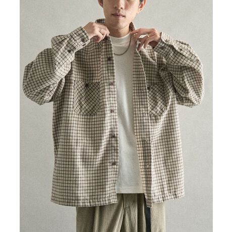 [^ԁF0P000987500]V[Y킸ł`FbN{bNXVcB悢Ƃ炩ȔG肪͂ŁAbNX̂钅Sn܂Bgh̃{bNXVGbg̗pẪCE킸悭Ƃ̂TCYȂꂽۂoBɂ̓{^t̃pb`|Pbg炢A[NeCXgȃANZgvX܂BfC[Ɏ₷Ԃ̃ubN⃂JɉAu[O[Ȃǂ̑u₩ȃJ[CibvBLxȃJ[oG[V炨CɓÎׂ|CgłBVvɃfj`mpƍ킹JWAX^C͂AXbNXƍ킹đlۂdグ̂߁BG߂̕ςڂɂ̓CgAE^[oŉHDƂĂ􂵁AV[Yy߂܂BVGbgɗ]T邽߁ACi[ɃJbg\[jbgd˂ΏH~ɂΉ\BOJĉHD邾ŔôŁAR[fBl[g̕LĂ閜\ACełBx[VbNȂ獡ۂ`FbNVćA[h[uɉĂꖇłB[Ȃ]ň[][Ȃ]Lk[₠]n[Ȃ]|Pbg[]fp摜́A̓ŐFČꍇ܂Bg̃j^[ɂďi̐FČꍇ܂B