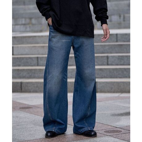 [^ԁF0P001215700]ƂSn͂̃J[utAfjpcB悢݂10.5IXfjgpAƂfފȂ_炩AfC[Ɋ􂷂{łBڂ琞ɂčLVGbg͋r̃CRɃJo[AtA`ăX^CAbvʂoBɂĂ₩ɍLJ[uCɍ킹ėhAȂꊴ̂镵͋CvXĂ܂BVvTVcXEFbgƍ킹JWAX^C͂AVcWPbgƍ킹ΑlۂR[fBl[gɂΉ\BXj[J[Ńtɂ܂Ƃ߂Au[c킹Ă背gȃ[hyނ̂߂łBJ[̓CgCfBSACfBSAO[3FWJŁAV[YCɍ킹đÎׂ|CgBǂ̊px猩Ă݊A80N̋C㕗ɗƂ񂾃[YVGbg͂̃fjpcłB[Ȃ]ň[][Ȃ]Lk[Ȃ]n[Ȃ]|Pbg[]fp摜́A̓ŐFČꍇ܂Bg̃j^[ɂďi̐FČꍇ܂B