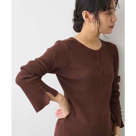 [^ԁF0P001168600]1ŉ؂₮VjbgvI[o[oBuw[lbNƃtA炵Ăvtg̃{^fUCƑ̃tAVGbg|CgBO2WAYdlŁA{^Oɂăw[lbNƂĂAɂĂƂN[lbNƂĂfUCłB̓̋CX^COɍ킹ăAWł̂́BVvȂtF~jȈۂoAJWAɂꂢ߂ɂȂ閜\ACełBu_炩Ȃ߂炩ȔGv[EiC̃ujbgfނgpAقǂ悢LkƂȂ₩ȕBy₩ŒSnǂAԂ̒płKłBG߂̕ςڂɂ􂷂KxȌ݂łBuVGbg郊u҂݃fUCvc̃C郊u҂݂AƂۂvXB̂̃CEȂ悢tBbgŃX^CAbvʂB{^JăfReΔ̂钅Ȃ߂łBuLV[Œ񂹂4FWJvItzCgAp[vAuEAO[4FWJBfjXJ[gɍ킹΃JWAɂiɂAL~s[X̃Ci[ƂĂ񂹂閜\ȈꖇłB[EiC̃ujbgfނŎdĂw[lbNvI[o[BO2WAYŒȂy߂fUCŁA~̃fC[X^Cɏ炵YĂ܂B[Ȃ]ň[][Ȃ]Lk[]n[Ȃ]|Pbg[Ȃ]fp摜́A̓ŐFČꍇ܂Bg̃j^[ɂďi̐FČꍇ܂B