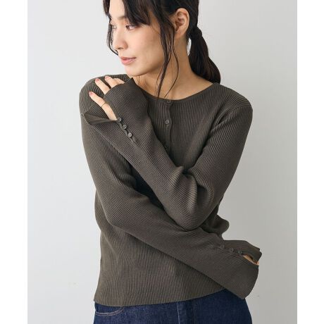 [^ԁF0P001168600]1ŉ؂₮VjbgvI[o[oBuw[lbNƃtA炵Ăvtg̃{^fUCƑ̃tAVGbg|CgBO2WAYdlŁA{^Oɂăw[lbNƂĂAɂĂƂN[lbNƂĂfUCłB̓̋CX^COɍ킹ăAWł̂́BVvȂtF~jȈۂoAJWAɂꂢ߂ɂȂ閜\ACełBu_炩Ȃ߂炩ȔGv[EiC̃ujbgfނgpAقǂ悢LkƂȂ₩ȕBy₩ŒSnǂAԂ̒płKłBG߂̕ςڂɂ􂷂KxȌ݂łBuVGbg郊u҂݃fUCvc̃C郊u҂݂AƂۂvXB̂̃CEȂ悢tBbgŃX^CAbvʂB{^JăfReΔ̂钅Ȃ߂łBuLV[Œ񂹂4FWJvItzCgAp[vAuEAO[4FWJBfjXJ[gɍ킹΃JWAɂiɂAL~s[X̃Ci[ƂĂ񂹂閜\ȈꖇłB[EiC̃ujbgfނŎdĂw[lbNvI[o[BO2WAYŒȂy߂fUCŁA~̃fC[X^Cɏ炵YĂ܂B[Ȃ]ň[][Ȃ]Lk[]n[Ȃ]|Pbg[Ȃ]fp摜́A̓ŐFČꍇ܂Bg̃j^[ɂďi̐FČꍇ܂B