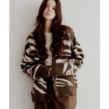 [^ԁF0P001217100]R[f̎ɉfAӂAj}J[fBKBu{[jbgvё̂nCQ[WgpAڂɂĝ݂鎿Ɏdグ܂Bӂ_炩GŁAyHD邾łGߊvXB悭݂ȂyʂŁAfC[g₷̂|CgłBu݊̂Aj}WK[hvCpNĝAj}p^[_ɃfUCBVvȃCi[ƍ킹邾ŃX^CACełBx[WnƃJ[Ln2FWJŁAghƏi𗼗܂Bû郊NV[VGbgvƂ̂TCYŁÂ郊NV[[hɁBVlbNfUCƌAOJdlŉHDƂĂ֗łBqbvB䊴ŁAǂȃ{gƂDoXɎdオ܂BuꖇŉfJ[fBKv^CgXJ[g⃏ChpcőlۂAfjv[cXJ[gŃJWAɂ񂹂閜\́BH~̃X^COɉƌYĂꖇłB[Ȃ]ň[][Ȃ]Lk[]n[Ȃ]|Pbg[Ȃ]fp摜́A̓ŐFČꍇ܂Bg̃j^[ɂďi̐FČꍇ܂B