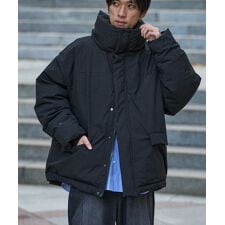 撥水／防風／ストレッチ／中綿入りスタンドジャケット