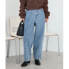 カーブデニムパンツ