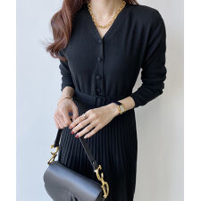 SEU(SEU)のVネックプリーツニットワンピース