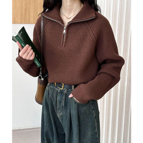 [^:SEU25FT1048]fC[R[fɊI񂵎݂̃WbvjbgvI[o[BX|[eBɂbNXɂȂA\WbvjbgB ݂𗧂Ă΃V[vȈۂɁAJΔ̂郊bNXX^CɁB ̃uVvȃfUCɒ悢ANZgvXB _炩ȃjbgfނŃ`N`NɂAԂ̒pKBH~V[Yɂ҂łB gĥZߏŁAX^CAbvʂStylingEjbgpcXEFbgpcƍ킹āAVvȂ獡ۂJWAR[fɁBEXj[J[ŃbNXvXBEChXbNXC[W[pcŃtɁA{ȒȂBETVcCi[ɏd˂āAŝ郌C[hX^C߁B