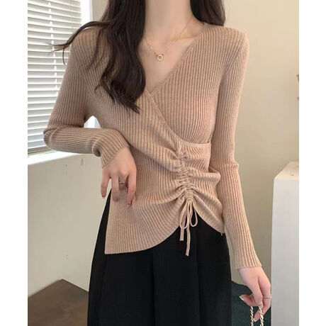 [^:SEU25AT1031]炵VGbgĂATChhXgfUC̃ujbggbvXBVvȒɃANZgꖇŁAIEIt킸L􂵂܂BfUC|CgEEGXg̃hXgdlŃVGbg݂ɃAW\BE[߂VlbNŃfReCoBETChXbgĂ̂ŁACłAEgłoXǂ܂܂BEcC郊u҂݂AƂVGbg܂Bfޏ_炩LkɗDꂽujbgfނgpBX^COEXJ[g킹ŃtF~jɁApc킹őlJWAɁBEnCEGXg{gƍ킹΋rʂBEWPbgR[g̃Ci[ƂĂA蒅Ȃ܂B