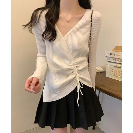 [^:SEU25AT1031]炵VGbgĂATChhXgfUC̃ujbggbvXBVvȒɃANZgꖇŁAIEIt킸L􂵂܂BfUC|CgEEGXg̃hXgdlŃVGbg݂ɃAW\BE[߂VlbNŃfReCoBETChXbgĂ̂ŁACłAEgłoXǂ܂܂BEcC郊u҂݂AƂVGbg܂Bfޏ_炩LkɗDꂽujbgfނgpBX^COEXJ[g킹ŃtF~jɁApc킹őlJWAɁBEnCEGXg{gƍ킹΋rʂBEWPbgR[g̃Ci[ƂĂA蒅Ȃ܂B