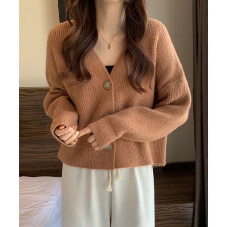 [^:SEU25FT1072]炩ySnBl̔ӂJ[fBKBfUC|CgӂƂVM[̃jbgfނgpVlbNJ[fBKBقǂ悢݂Ōy₩ɉHDA炩ݍނ悤ȒSńBƂhbvV_[ƃbNX̂VGbgŁAȂꂽ͋Co܂B傫߂̃{^ANZgɂȂAVvȂ\̂fUCBX^COfj⃏ChpcŃJWAɁAOXJ[g⃏s[Xɍ킹ď炵BOăvI[o[ɒĂACi[̂ĉHDƂĂ􂵂܂BVvȃfUC炱Aʋ΁ExEԂ܂ŕLg閜\ACełB