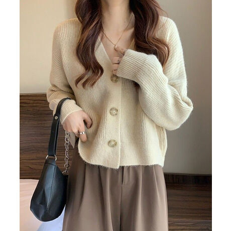 [^:SEU25FT1072]炩ySnBl̔ӂJ[fBKBfUC|CgӂƂVM[̃jbgfނgpVlbNJ[fBKBقǂ悢݂Ōy₩ɉHDA炩ݍނ悤ȒSńBƂhbvV_[ƃbNX̂VGbgŁAȂꂽ͋Co܂B傫߂̃{^ANZgɂȂAVvȂ\̂fUCBX^COfj⃏ChpcŃJWAɁAOXJ[g⃏s[Xɍ킹ď炵BOăvI[o[ɒĂACi[̂ĉHDƂĂ􂵂܂BVvȃfUC炱Aʋ΁ExEԂ܂ŕLg閜\ACełB