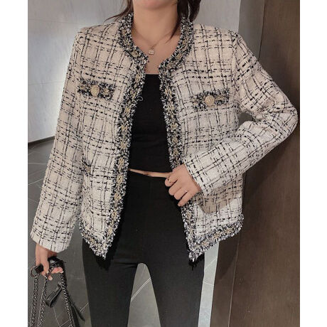 [^:SEU25FT1079]iƔ𗼗BHD邾ŊlcC[hWPbgBO{^̂ȂfUCtgɃ{^tARɊJVGbgBy₩łȂꂽۂoA邾ŃX^C܂܂BtWgƃS[h{^̃ANZg݂OāA|PbgɃtW炢A؂₩vXB|Pbg̃S[h{^iȋPY܂Bm[J[łƂێ񌳂茩m[J[dlŁACi[I΂񂵎݁B^[glbNuEXAJbg\[ȂǂƂDłBNVJȃcC[hfނōiȃcC[hngpAVvȂb`ȕ͋CɁBfC[ItBXAtH[}V[܂ŕL􂵂܂Bfޒ悢݂ƌy𗼗AԂ̒płɂKȒSnBntŔȂ߂炩łBX^COfjƍ킹ăJWA_EfC[X^CAXJ[g⃏s[Xƍ킹iR[f܂ŕLΉBCi[ŏtEHE~̃X[V[Y􂷂閜\ACełB